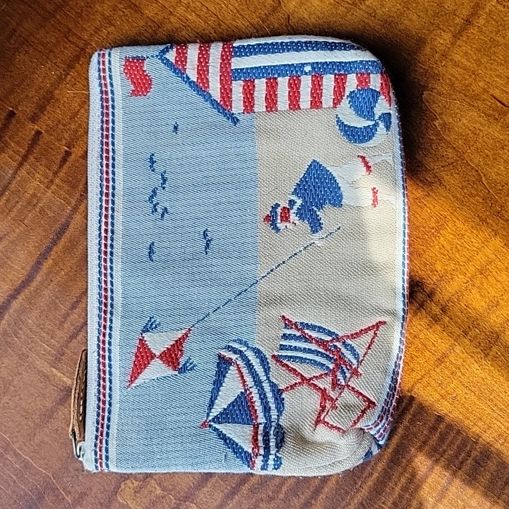 NEW• CLEVER CARRIAGE COMPANY SEASIDE BEACH POUCHETTE